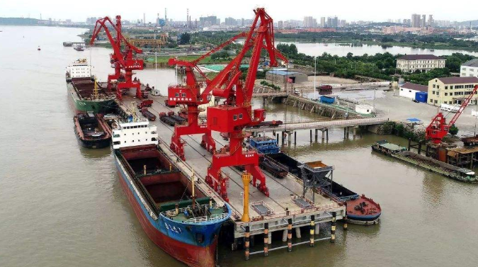 日喀则概述露天料场港口封闭问题的实行方法